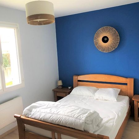 Вилла Agreable Maison Ensoleillee Avec Jardin Arbore Ле-Шато-д'Олерон Экстерьер фото